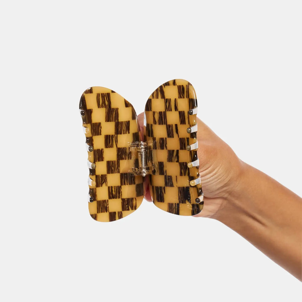 Checker Claw || Mocha