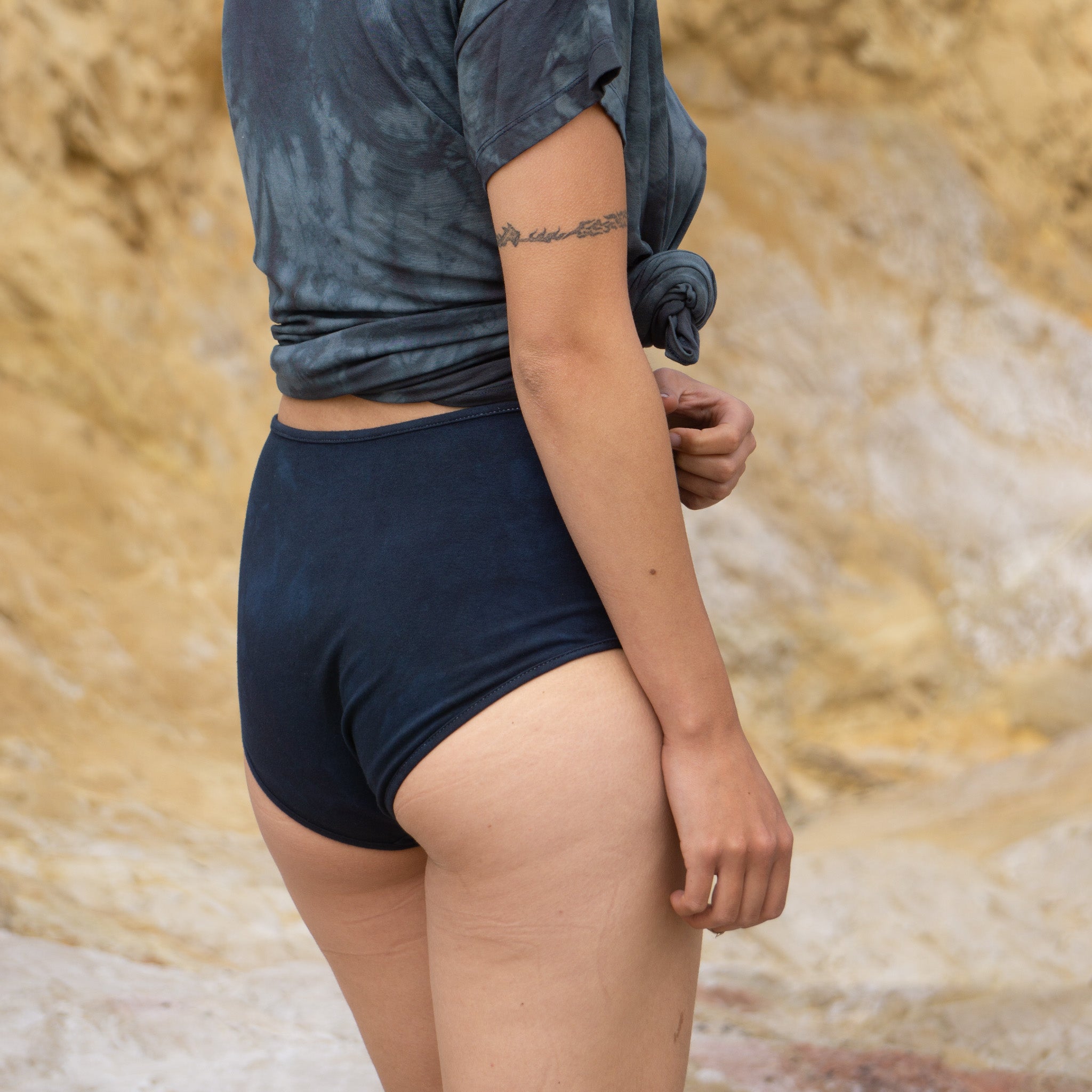 Everyday Panty || Sand Dollar || Raven