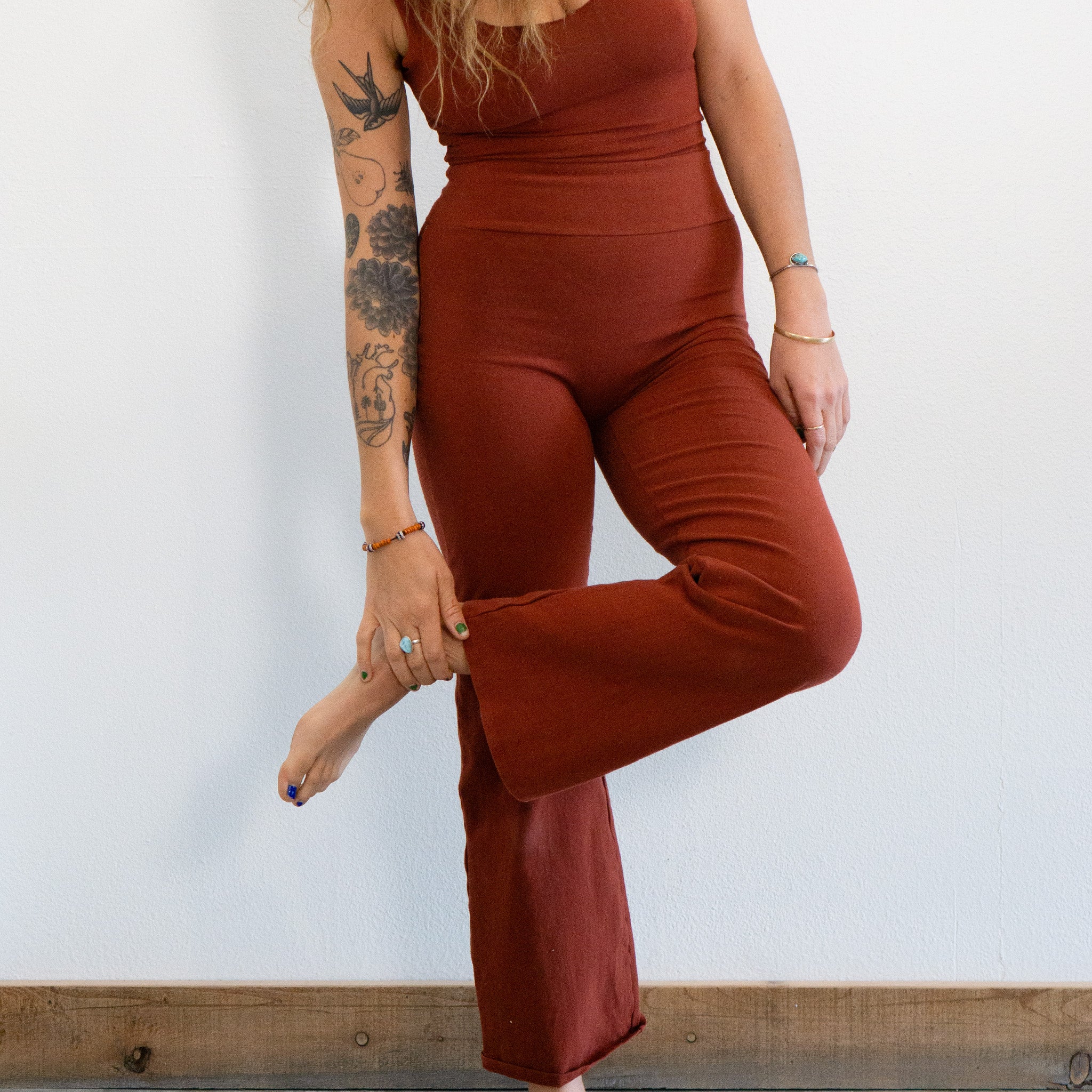 High Rise Looker || Clove