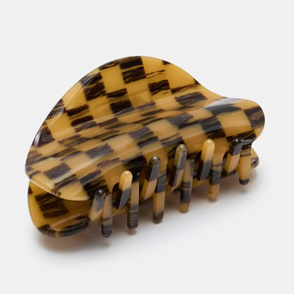 Checker Claw || Mocha