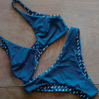 Strange Bikinis || Verdi Top || Eyes