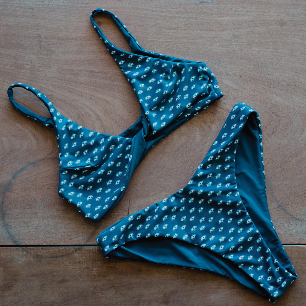 Strange Bikinis || Verdi Top || Eyes