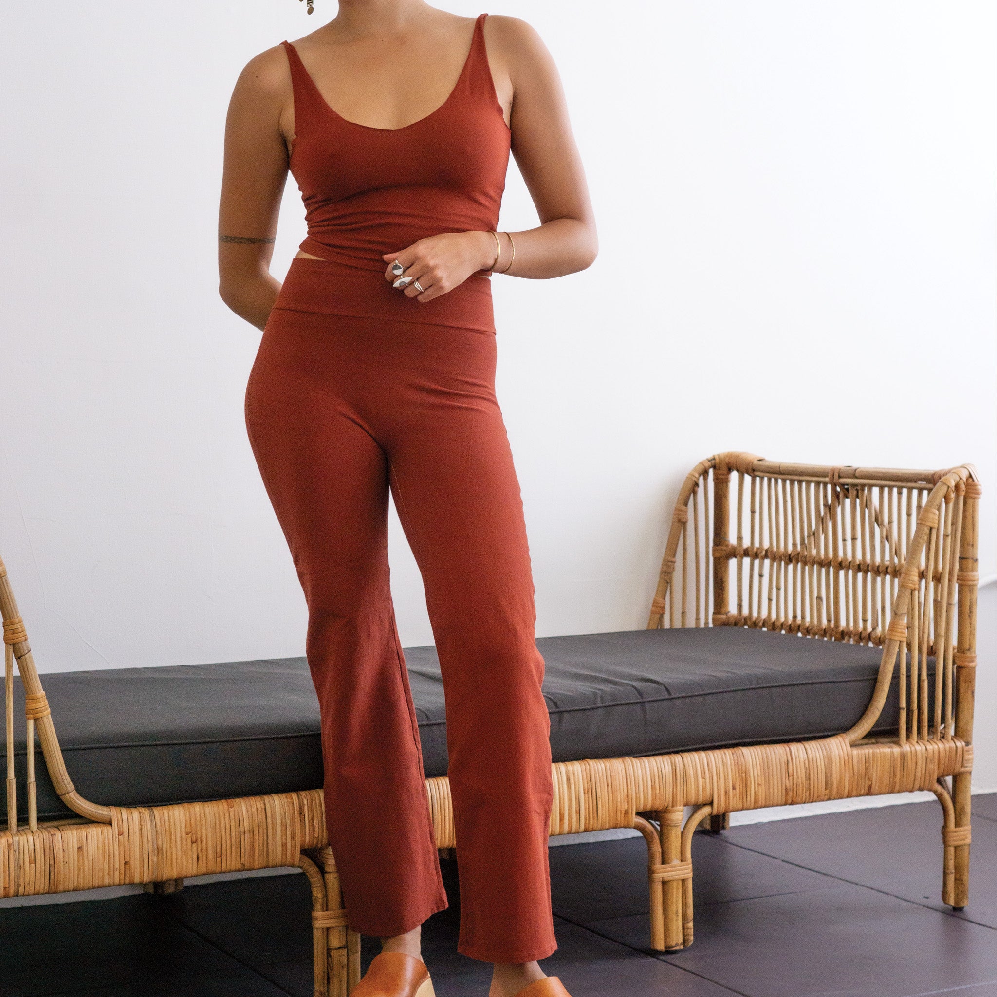 High Rise Looker || Clove