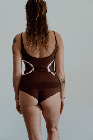 Sola Onesie || Circles || Chestnut
