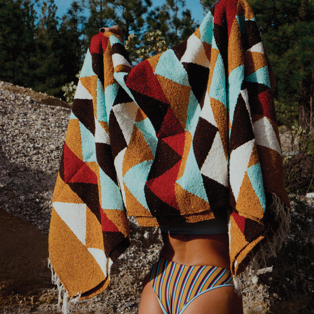 Trek Light Handwoven Throw Blanket | Cascade