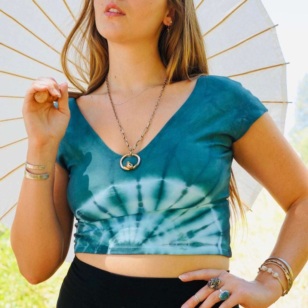 V Cotton Crop Top || Emerald || Sunrise