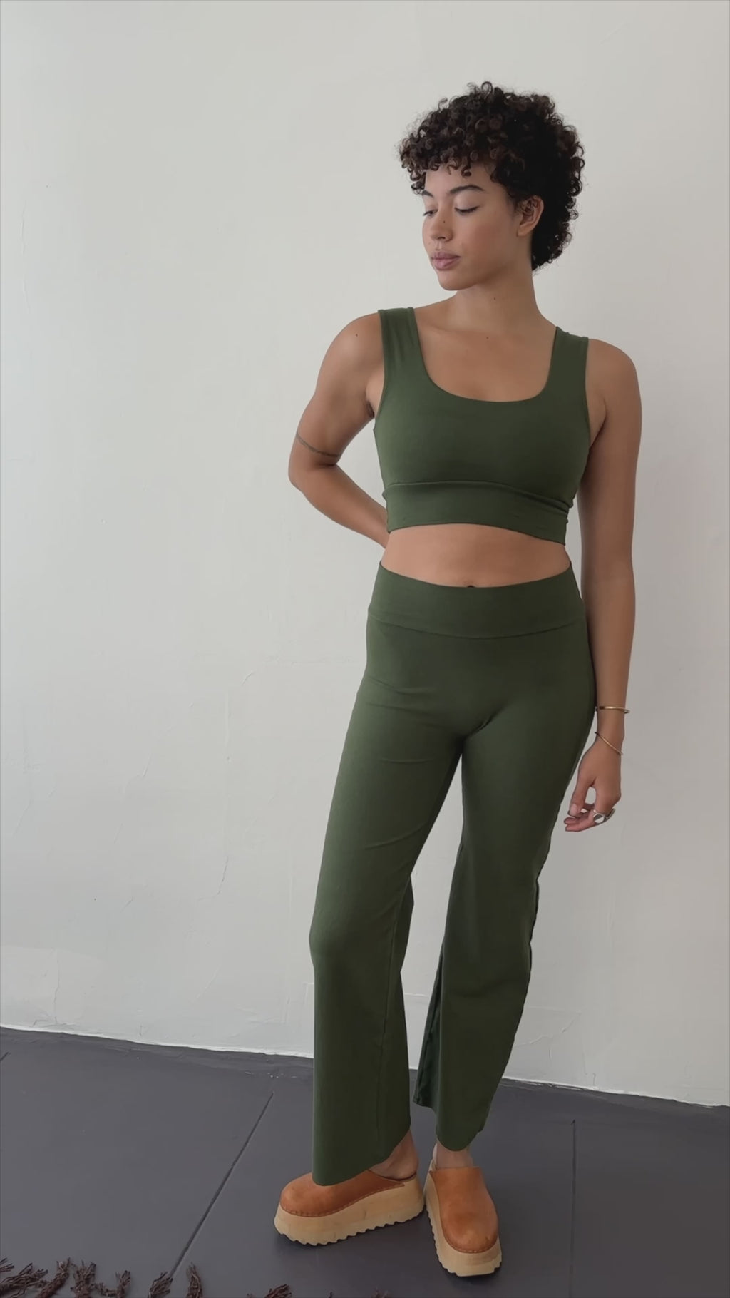 High Rise Looker || Eastern Olive