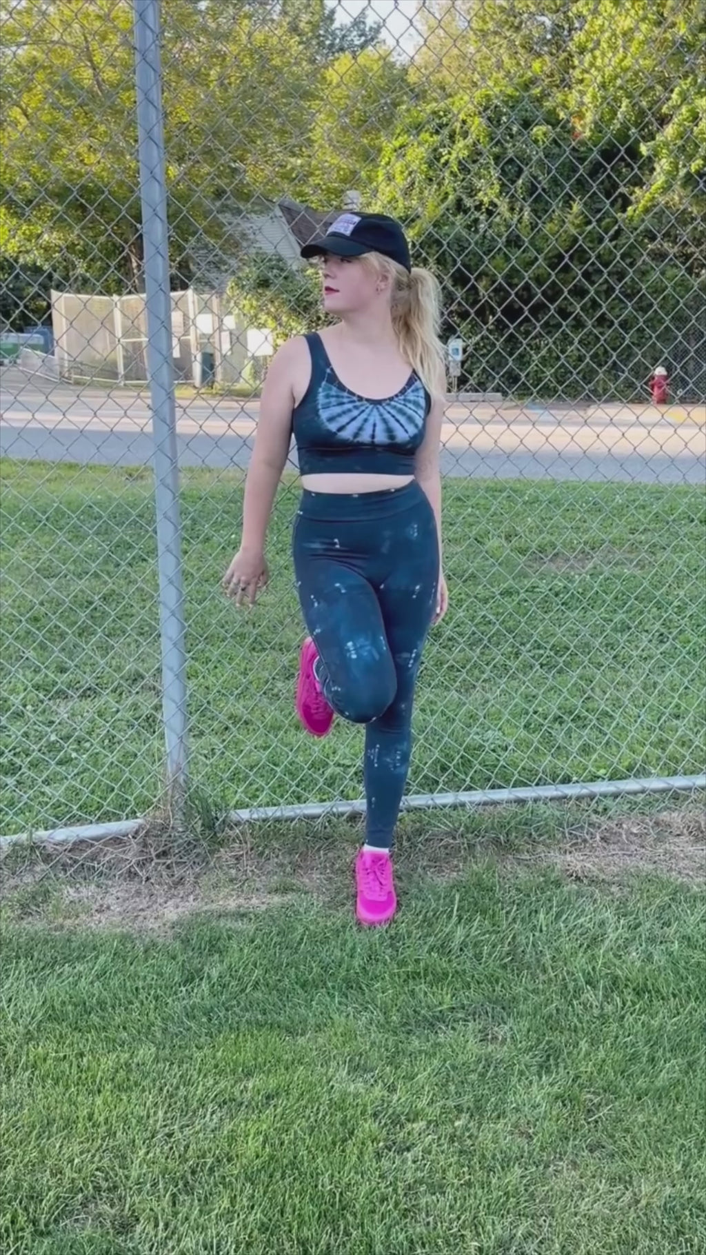 Crop Tank || Urchin || Raven